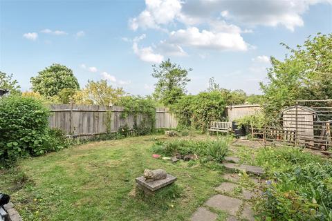 Lindens Cranmore Lane, West Horsley, Leatherhead, KT24 6BY