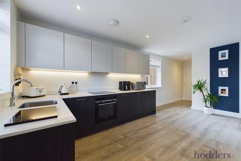 2 bedroom apartment for sale, Abbots Way, Chertsey, Surrey, KT16