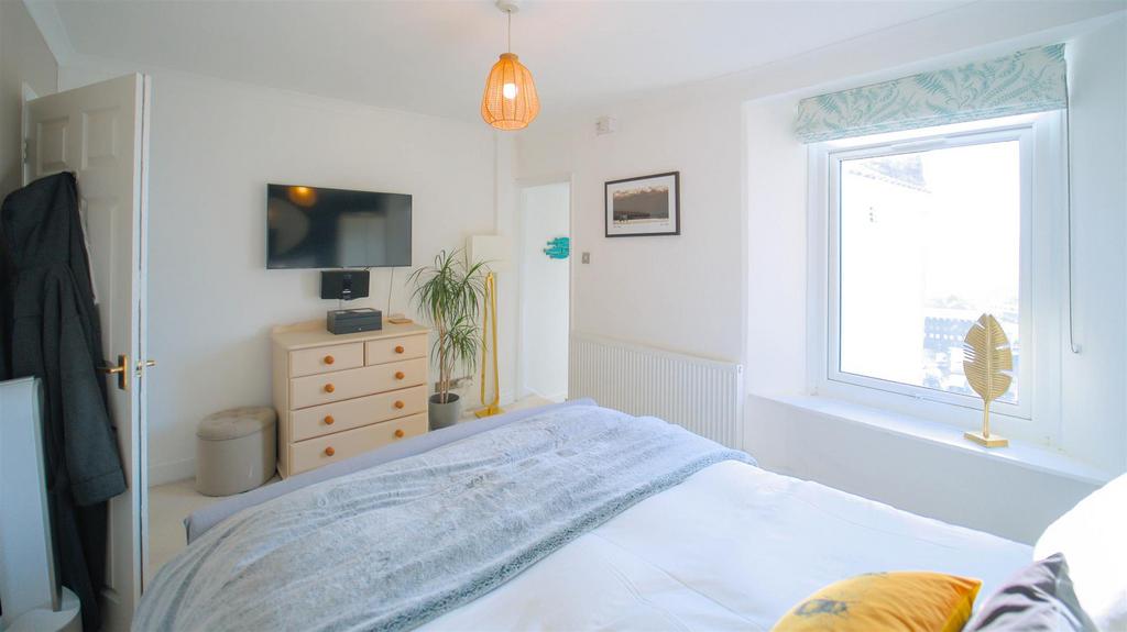 21 Cliftonwood29.jpg