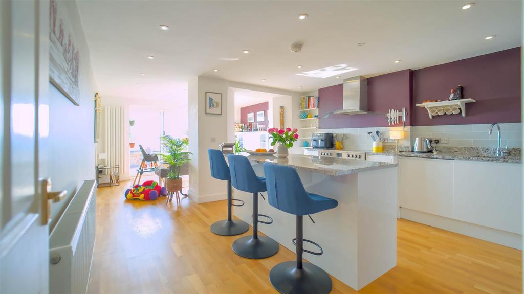 21 Cliftonwood62.jpg