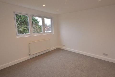 7 Gosfield Road, Epsom, KT19 8HF