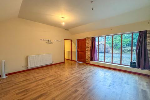 1 bedroom detached bungalow to rent, Purley Chase Lane, Mancetter