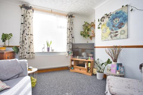 2 bedroom terraced house for sale, Mead Road, Folkestone, CT19