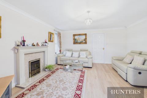 4 bedroom detached house for sale, Fenby Gardens, Scarborough
