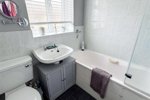 14 Beagle Drive, Ford, Arundel, BN18 0NY