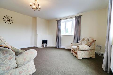 3 bedroom flat to rent, High Street, Bloxwich, Walsall