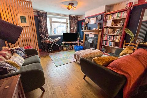 38 Beecham Road, Reading, RG30 2RD