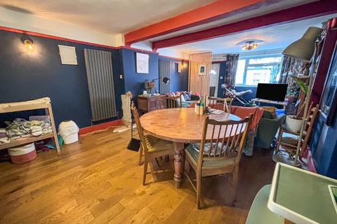 38 Beecham Road, Reading, RG30 2RD