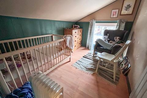 38 Beecham Road, Reading, RG30 2RD