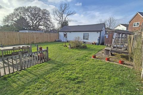 3 bedroom bungalow for sale, Compton Road, New Milton, Hampshire, BH25