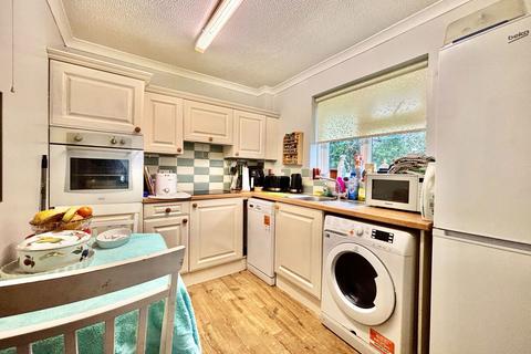 2 bedroom ground floor flat for sale, Oldway Road, Paignton