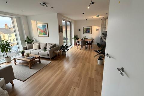 1 bedroom apartment for sale, Phoenix, Newmarket Road, Cambridge, CB5