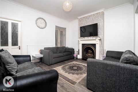 3 bedroom end of terrace house for sale, Blythswood Road, Birmingham B11