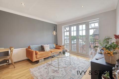 2 bedroom apartment for sale, Diggens Court, 262, High Road, Loughton, Essex, IG10