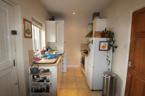 2 bedroom terraced house to rent, Honiton