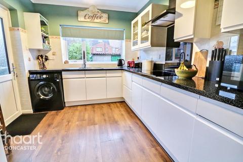 6 Holyrood Road, Doncaster, DN2 5HR