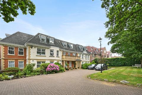 2 bedroom apartment for sale, Ducks Hill Road, Northwood, Middlesex, HA6