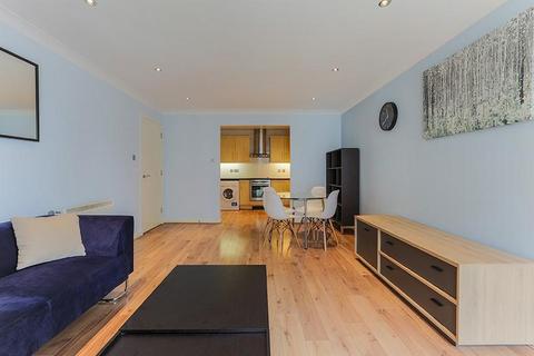 2 bedroom flat to rent, Boardwalk Place, London, E14