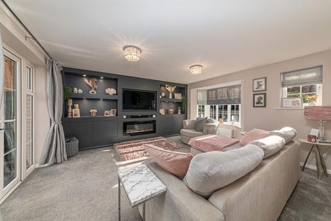 23 Bootmaker Crescent, Raunds, Wellingborough, NN9 6FF