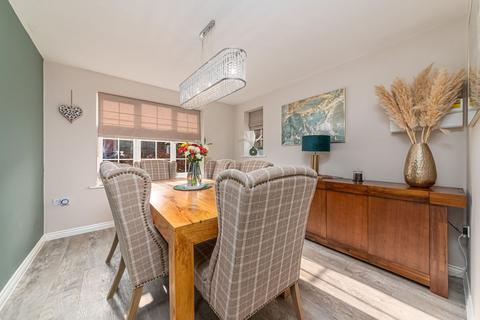 23 Bootmaker Crescent, Raunds, Wellingborough, NN9 6FF