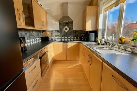 2 bedroom apartment for sale, Gloddaeth Avenue, Llandudno