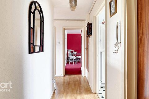 2 bedroom flat for sale, Whites Row, Kenilworth