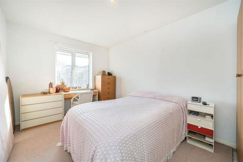 1 bedroom flat for sale, Bramhope Lane, London SE7