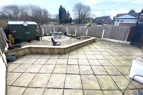 3 bedroom semi-detached house for sale, Cornish Way, Royton, Oldham, OL2 6JY