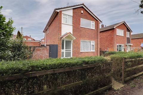 4 bedroom detached house for sale, The Beagles, Cashes Green, Stroud