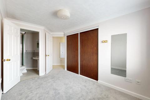 2 bedroom flat for sale, Marriotts Wharf, West Street, Gravesend, DA11