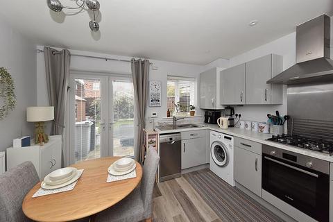 2 bedroom property for sale, Chillingham Close, Chelford, SK11