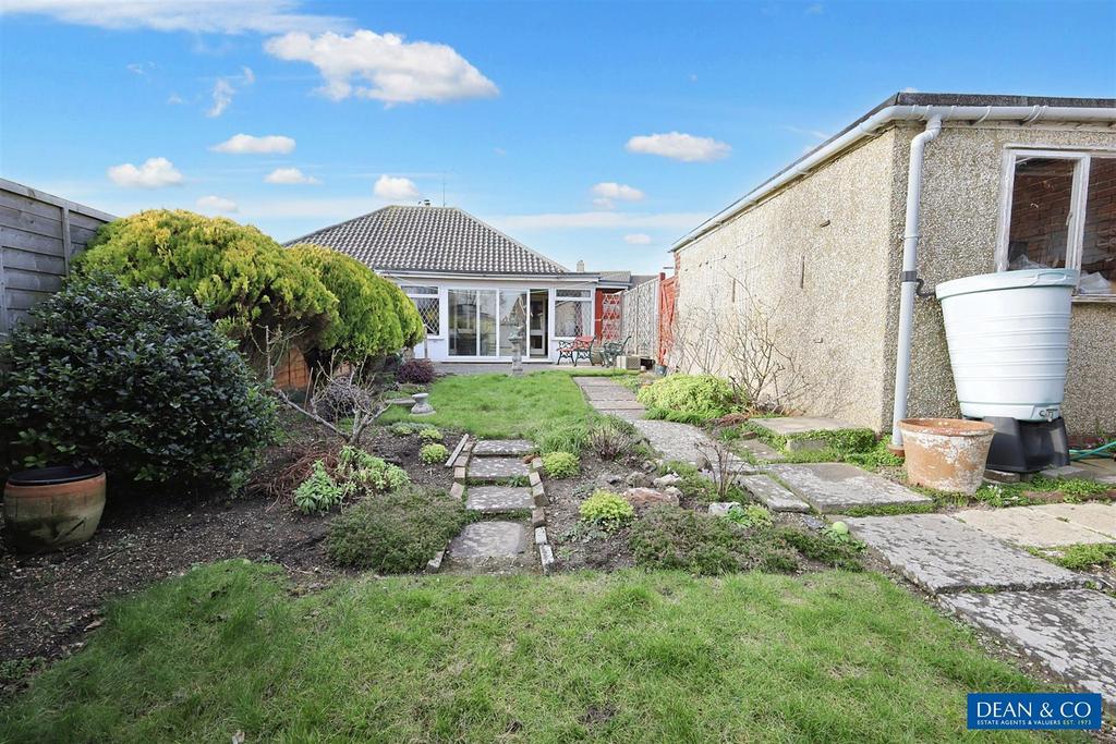 Garden back 2.jpg