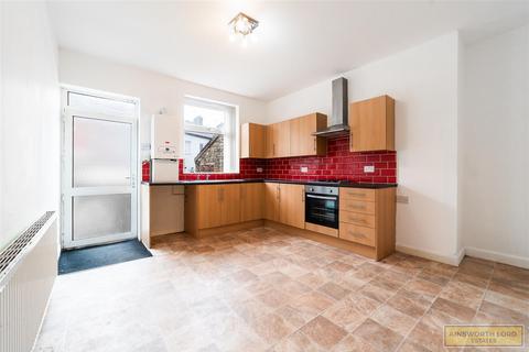 12 Atlas Road, Darwen, BB3 3BY