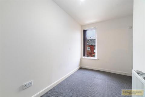 12 Atlas Road, Darwen, BB3 3BY