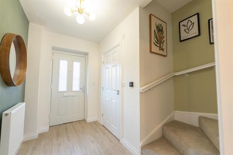 4 bedroom semi-detached house for sale, Jonathan Grange Close, Mossley OL5