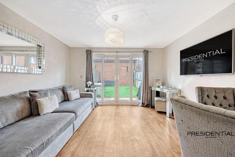75 The Square, Loughton, IG10 3FE