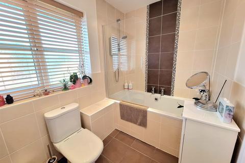 1 Lakeside Way, Norton, Malton, YO17 9PG