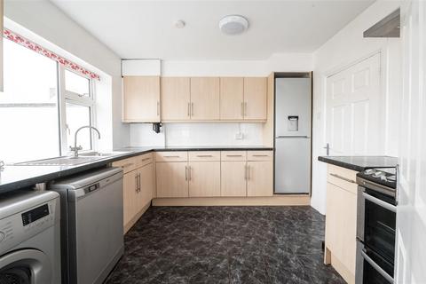 3 bedroom end of terrace house for sale, Wedmore Road, Hitchin