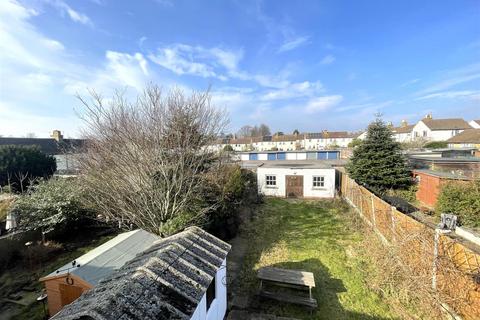 3 bedroom end of terrace house for sale, Wedmore Road, Hitchin