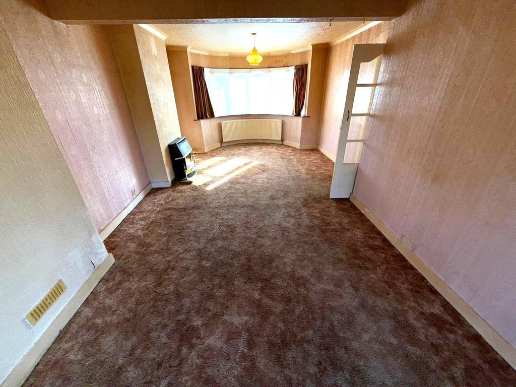 Through Lounge