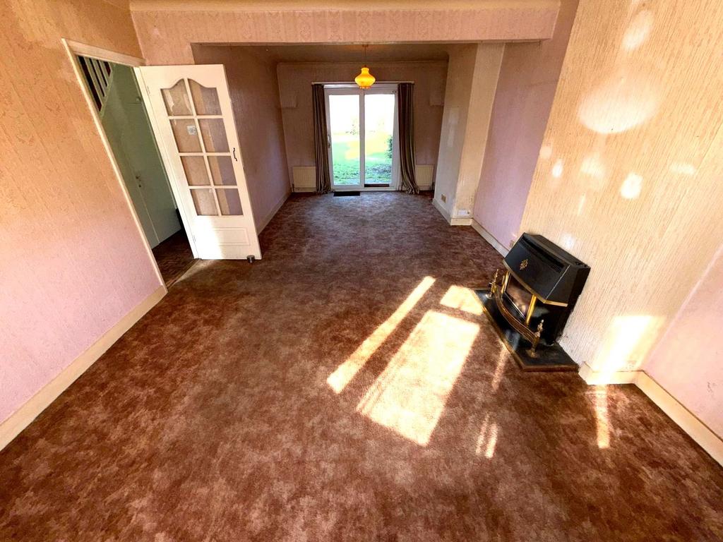 Through Lounge