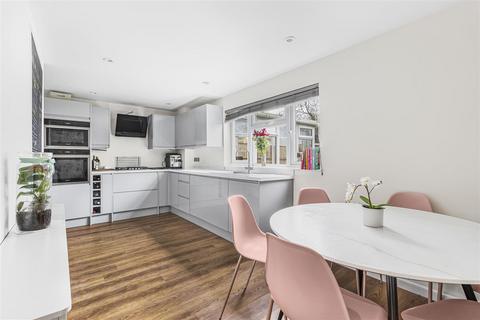 4 bedroom terraced house for sale, Windsor Terrace, Haverhill CB9