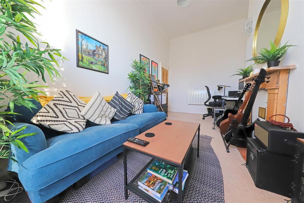 Nicholas james norfolk terrace living 4.jpg