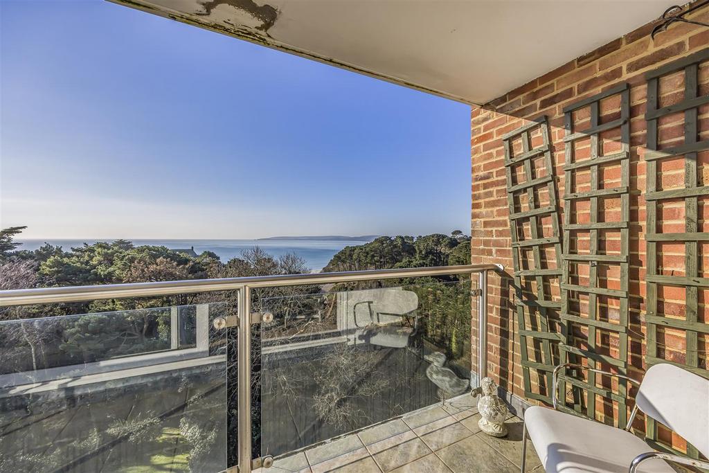 61 Viewpoint-New Externals-Portico Marketing-Saxe Co