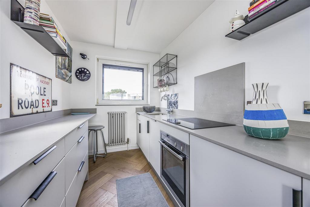 61 Viewpoint, 9 Sandbourne Road, Bournemouth-Porti