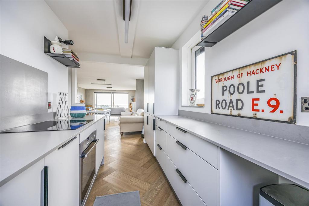 61 Viewpoint, 9 Sandbourne Road, Bournemouth-Porti