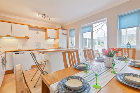 79 Curlinghall, Largs, KA30 8LB