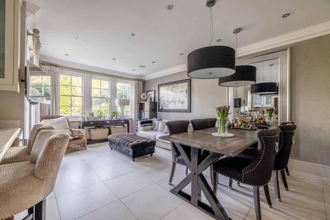 3 bedroom semi-detached house for sale, Oak Wood Place, Gerrards Cross SL9