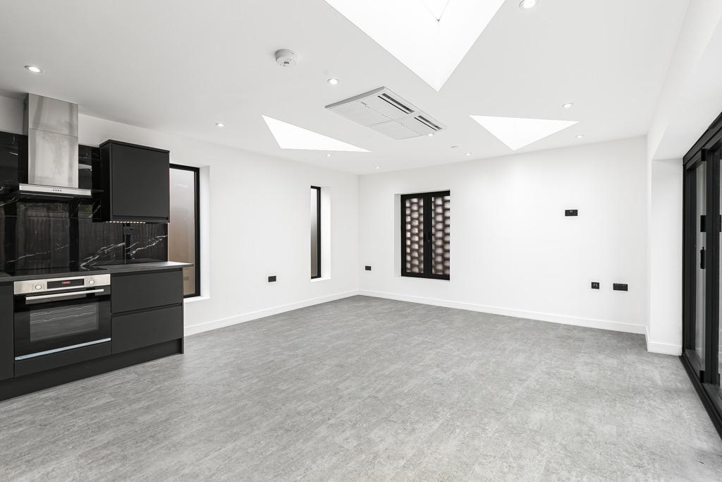 Reception/Kitchen