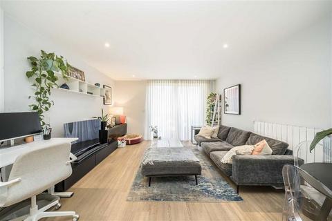 1 bedroom flat for sale, Whiting Way, London SE16